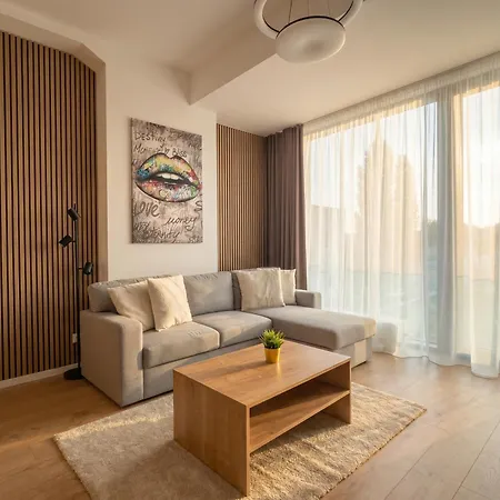 Stylish 1br With Living Comfort